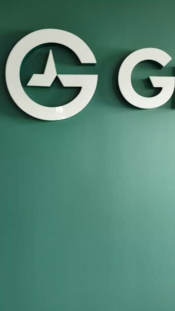 À Cahors, un espace de travail ouvert et inspirant 🌿
La maison Groupama s’inscrit dans une nouvelle dynamique : des lieux pensés pour le partage, la concentration et la convivialité.
Ici, chaque détail – des matériaux aux ambiances lumineuses – contribue à créer un environnement apaisant et stimulant à la fois ✨

Un projet signé DIZY Déco, en collaboration avec les équipes Groupama 🪴

#architectureinterieure #designinterieur #decoration #espaceshybrides #workplace #groupama #cahors #dizydeco #toulouse #projetspro #interiordesign #decoentreprise
👉 www.dizydeco.com